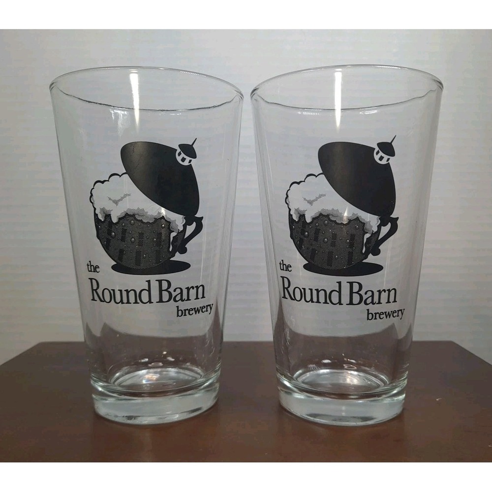 Pair Of Round Barn Brewery  Glass Beer Mugs‎ Microbrewery In Michigan